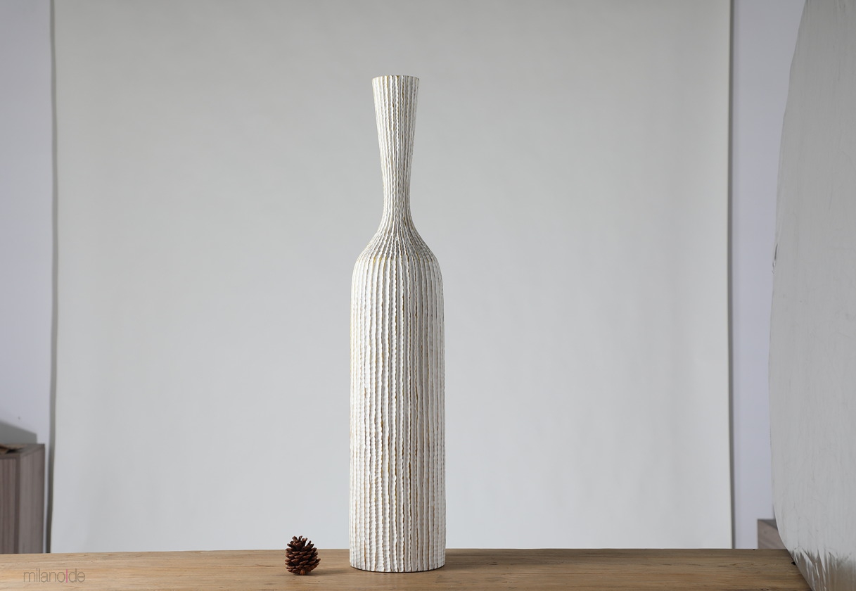 Sama decorative vase