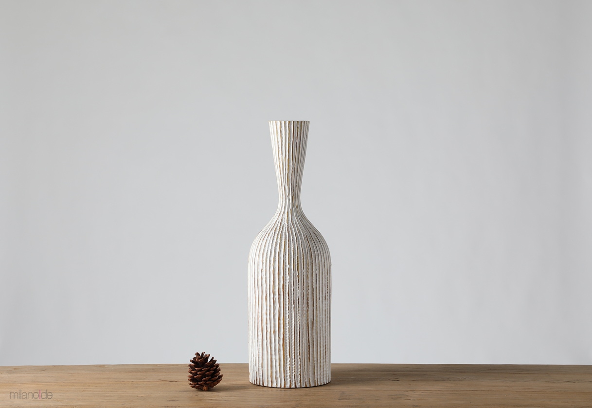 Sama decorative vase