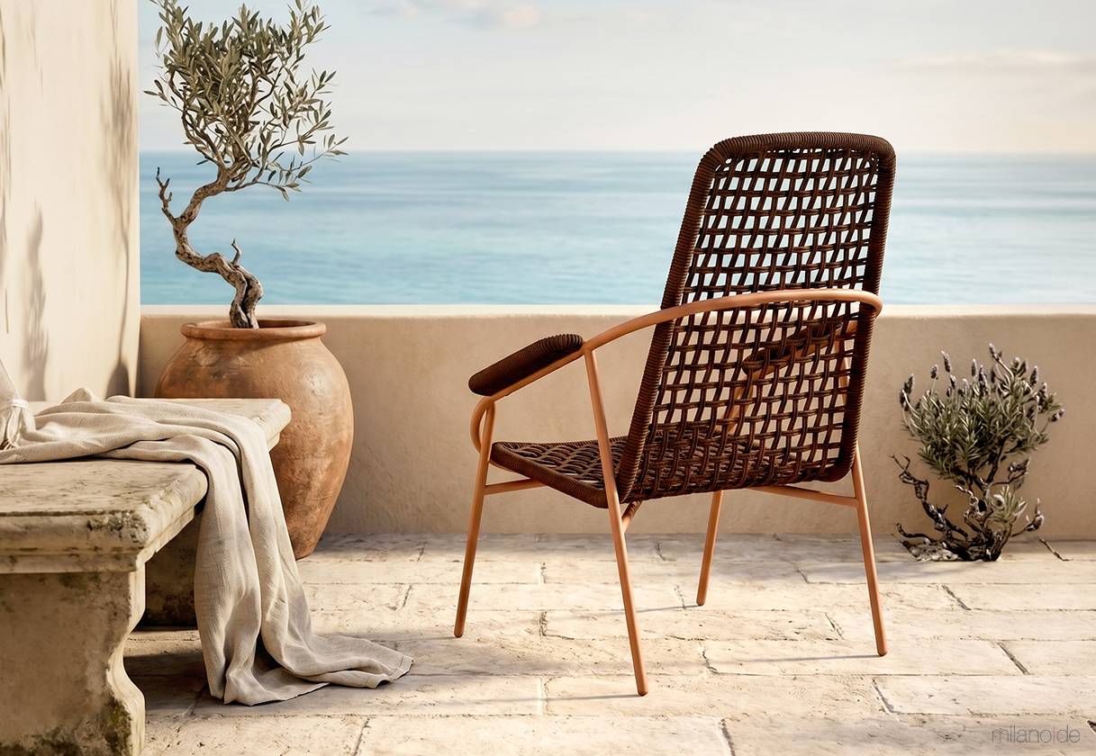 Harpy Terracotta armchair