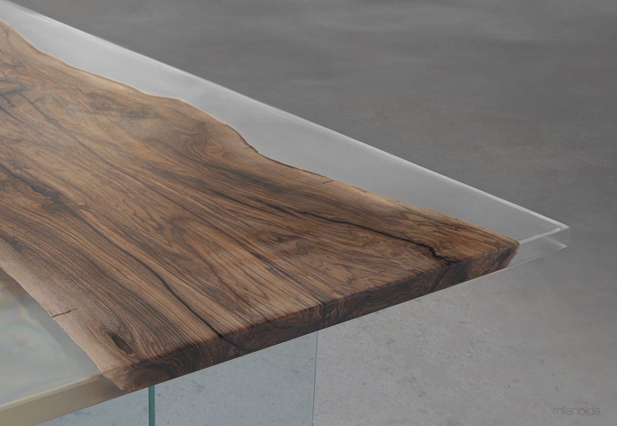Marine Liquid Thor table